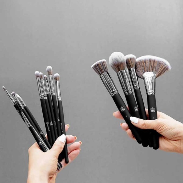 BH Cosmetics – Studio Pro 13 Piece Brush Set - Brand Store